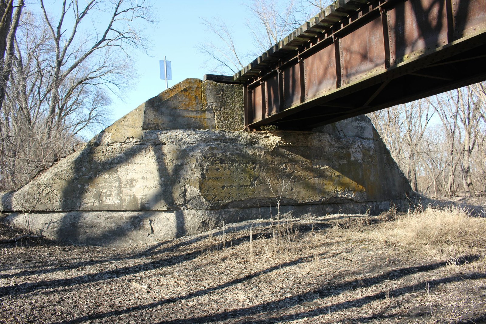 North abutment